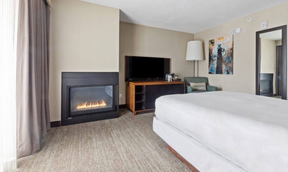 1 King Bed with Fireplace